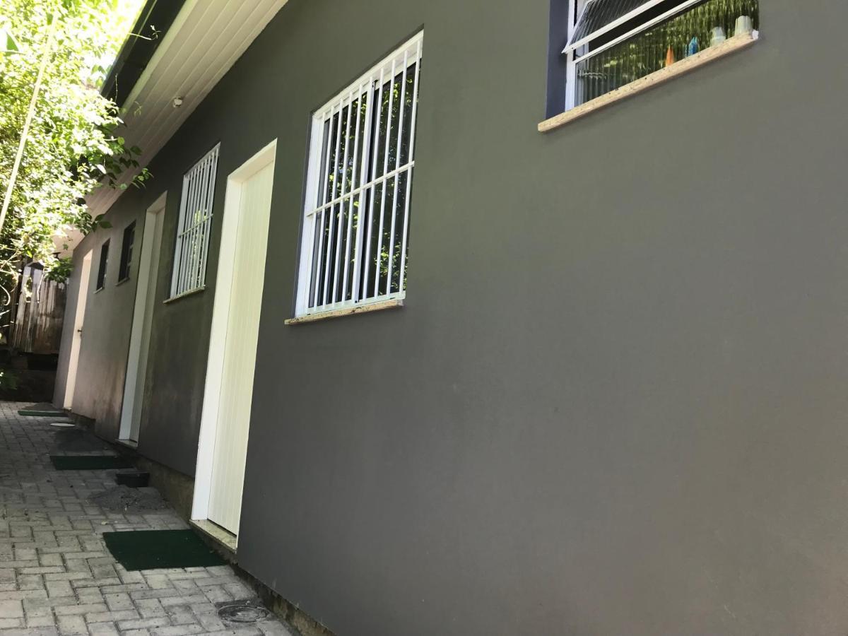 Suite Em Gramado, Proxima A Avenida Das Hortencias Exteriör bild