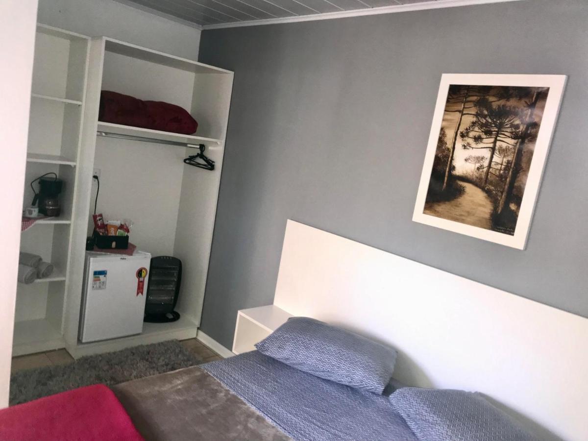 Suite Em Gramado, Proxima A Avenida Das Hortencias Exteriör bild